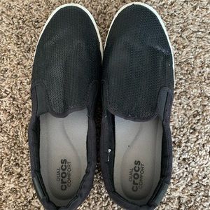 Sequence Black Slip-On Crocs